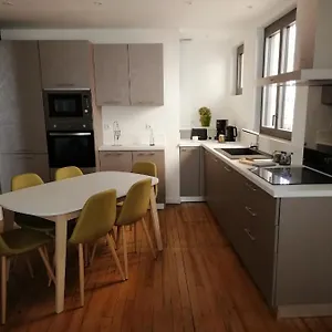 La Citadine Maison De Avec Garage Hébergement de vacances